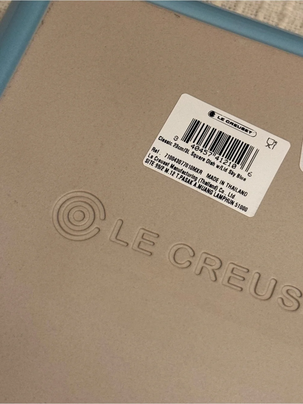 Le Creuset Stoneware Classic Square Baking Dish 23cm 3L with Lid Sky Blue